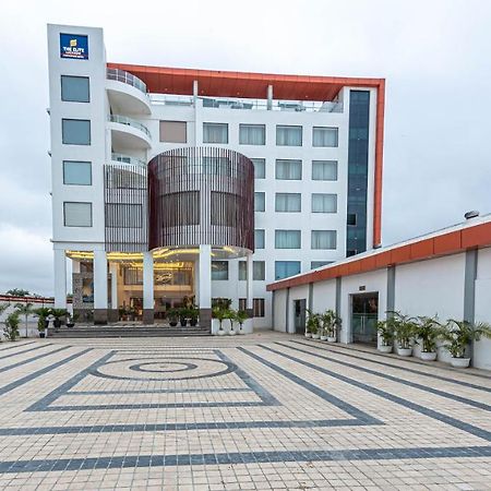 The Elite Lucknow Convention Hotel Exteriér fotografie