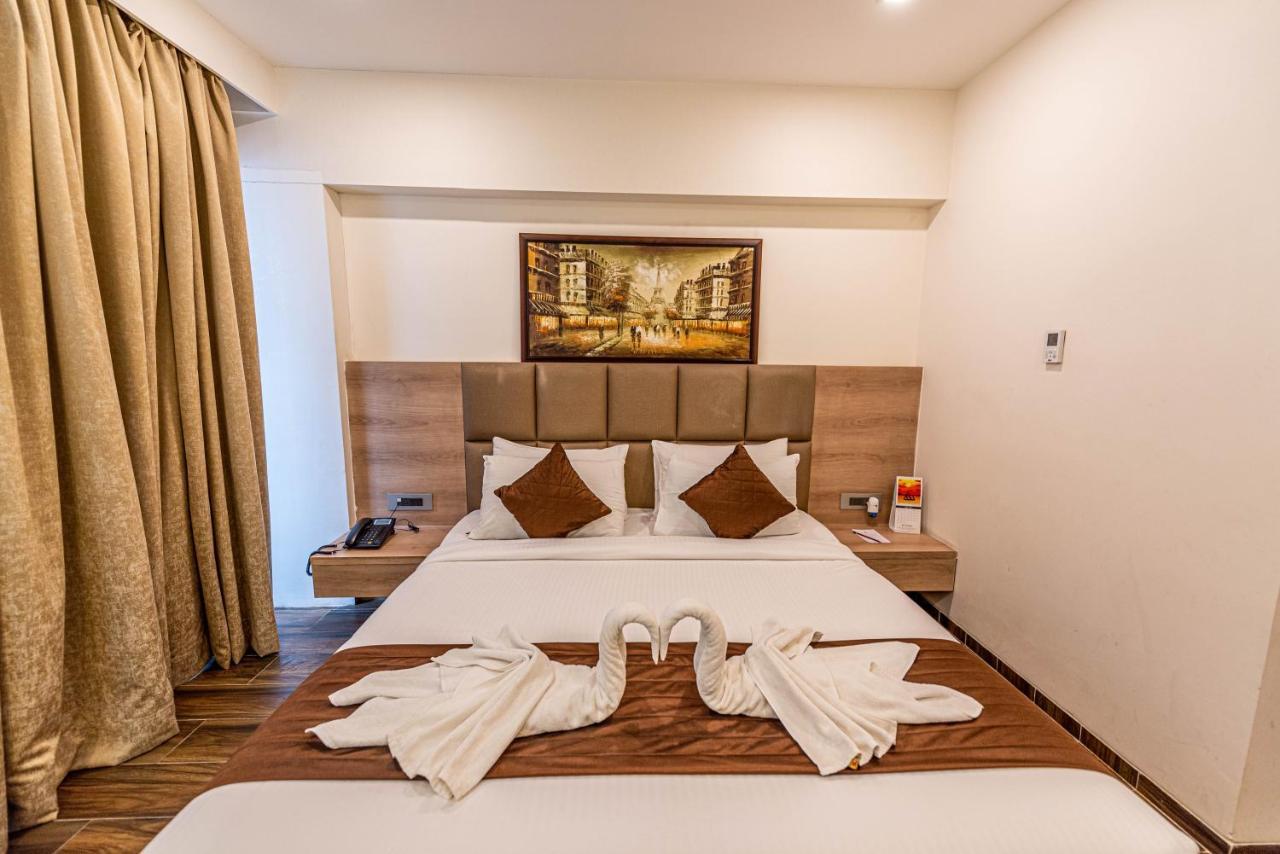 The Elite Lucknow Convention Hotel Exteriér fotografie