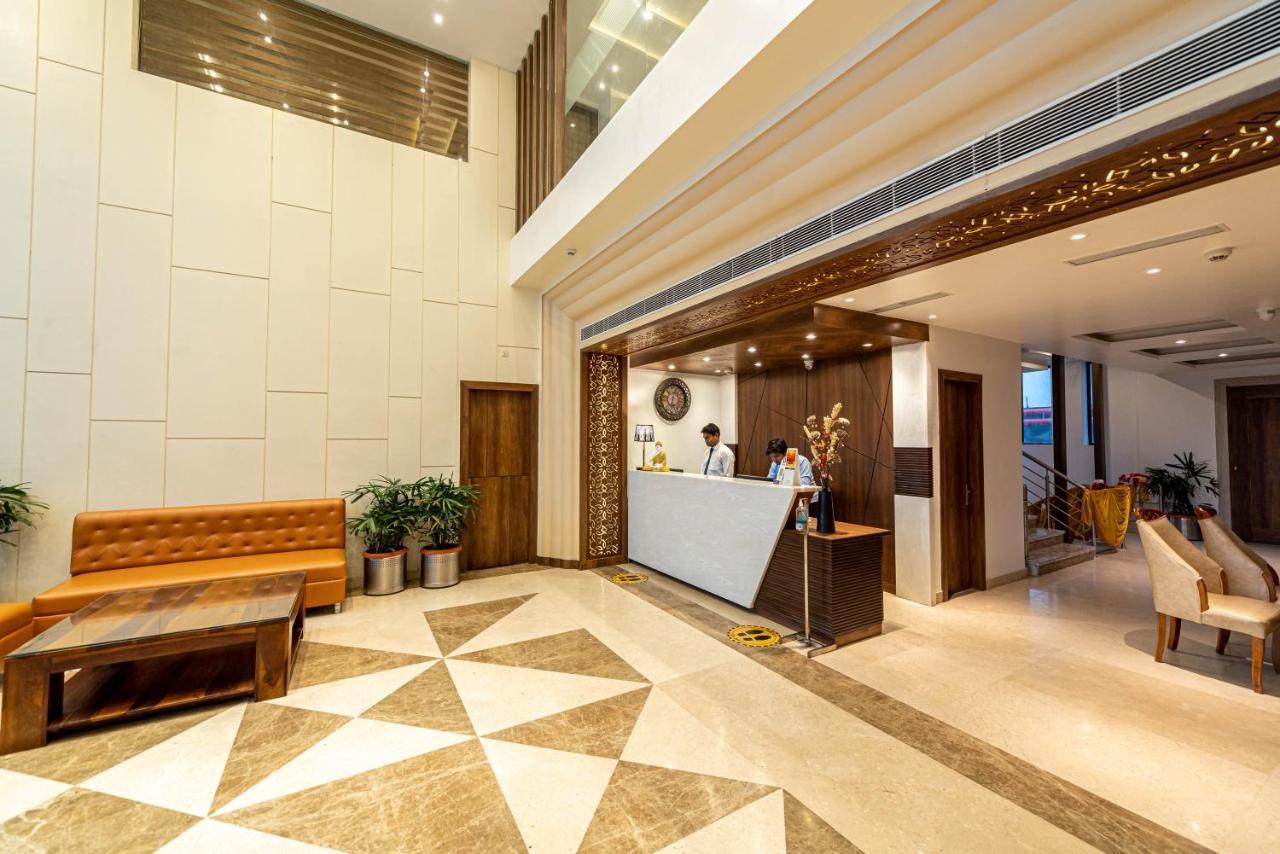 The Elite Lucknow Convention Hotel Exteriér fotografie