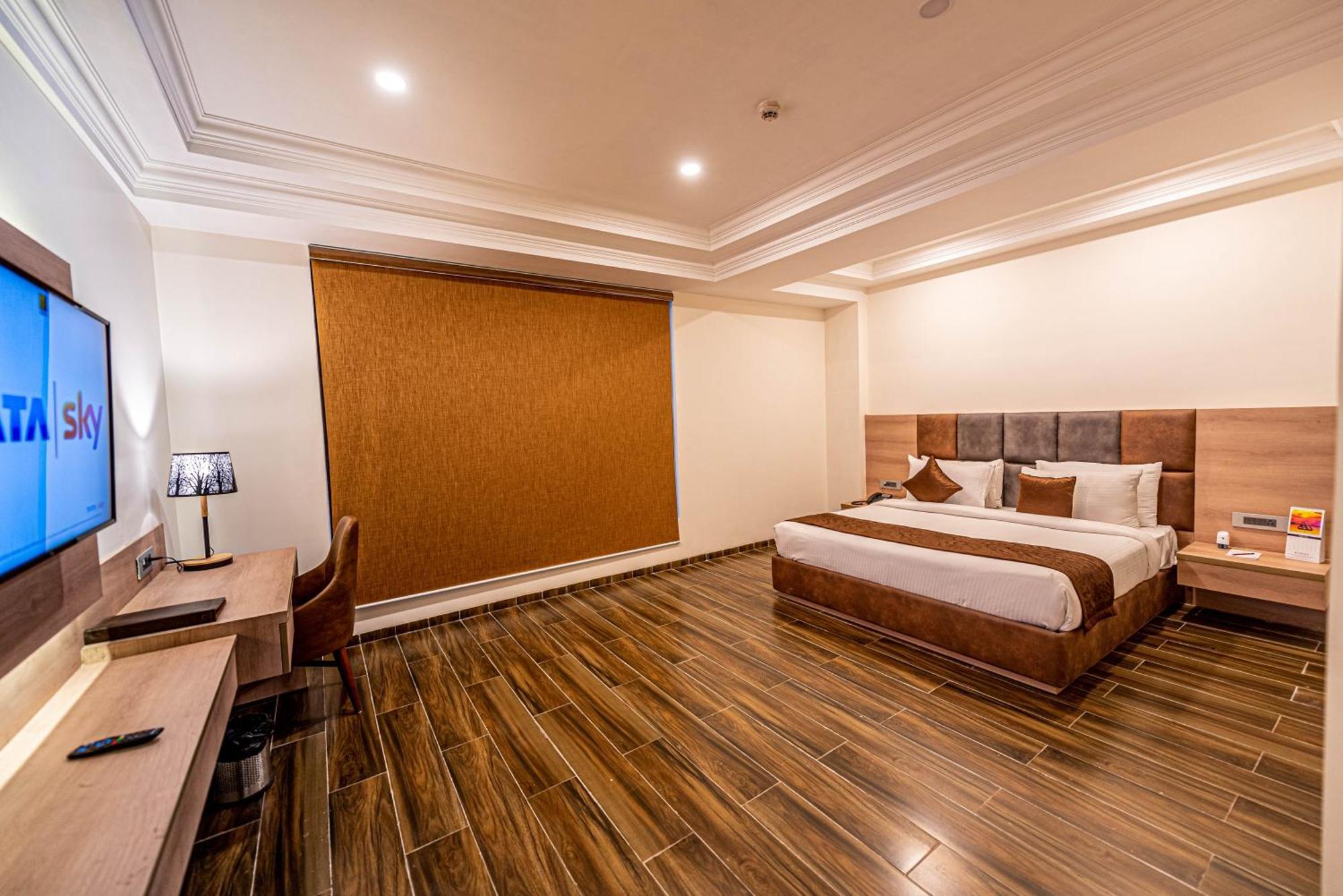The Elite Lucknow Convention Hotel Exteriér fotografie